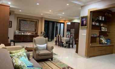 dijual rumah kebon kacang 6