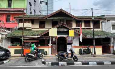 dijual rumah kebon sirih