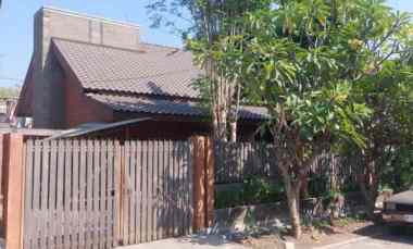 dijual rumah kebonsari lvk