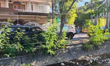 dijual rumah kebraon