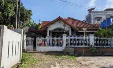 dijual rumah kec batujajar