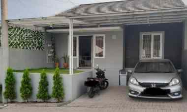 dijual rumah kec cimahi selatan