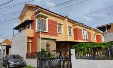 dijual rumah kec parongpong