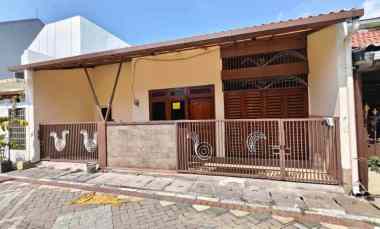 Jual Cepat Dibawah Pasaran Rumah Murah Baru Renov di Kedinding Tengah