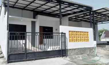 dijual rumah kedungmundu tembalang