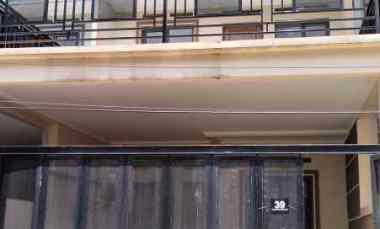 dijual rumah kel gumuruh kec batununggal