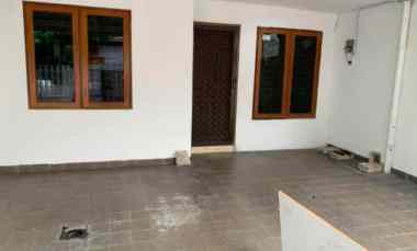 dijual rumah kelapa cengkir