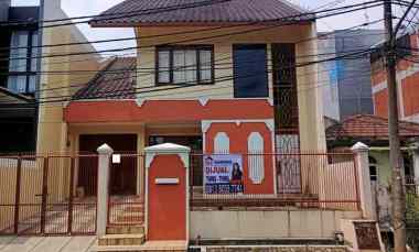 dijual rumah kelapa cengkir kelapa gading