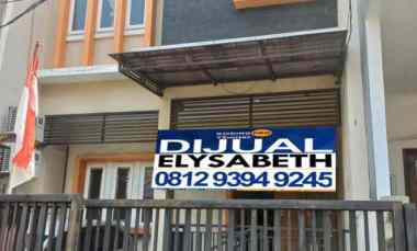dijual rumah kelapa gading