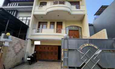 dijual rumah kelapa lilin kelapa gading