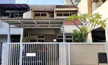 dijual rumah kelapa puan