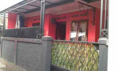 Rumah Dijual di Kelurahan Cibeber, Kecamatan Cimahi Selatan, Kota Cimahi.