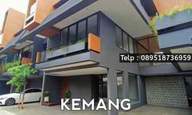 dijual rumah kemamg