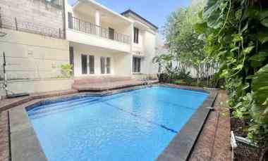 dijual rumah kemang barat