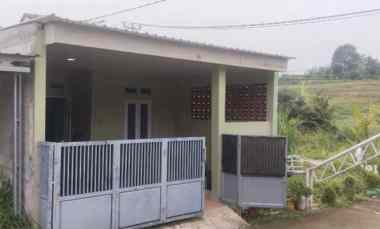 dijual rumah kemang bogor