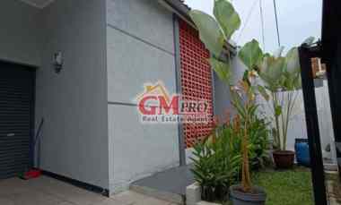 dijual rumah kembar