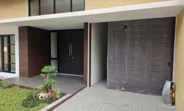 Rumah Baru Gress Kendangsari Surabaya, 2 Lantai, Row Jalan 2 Mobil