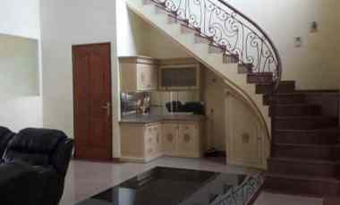 dijual rumah kenjeran p