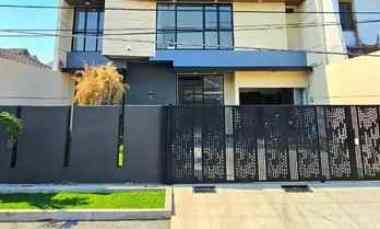 dijual rumah kertajaya indah