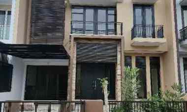 dijual rumah kertajaya indah regency surabaya