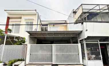 dijual rumah klampis