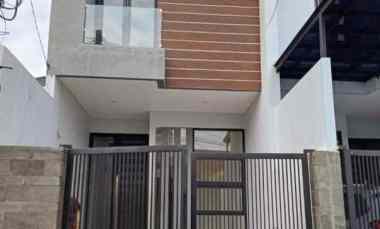 dijual rumah klampis