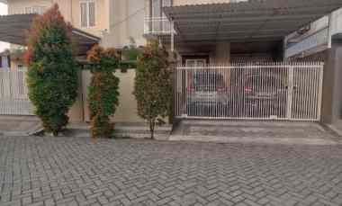 Jual Rumah 2 Lantai Klampis Aji Lokasi Tengah Kota Surabaya Timur