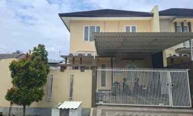 dijual rumah klampis aji