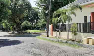 dijual rumah klampis semolo