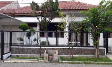 dijual rumah klampis semolo