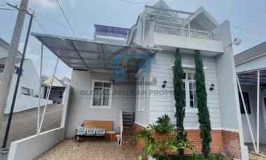 dijual rumah klasik modern siap huni lingkungan asri