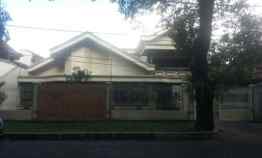 Rumah Luas Second jl Rinjani dekat Alun-Alun Kota Malang