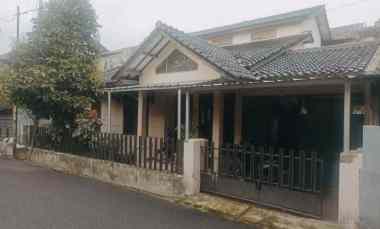 dijual rumah komp sentosa asih
