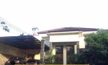 dijual rumah komplek bali view cirendeu