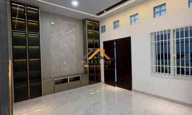 dijual rumah komplek banyan tree jalan