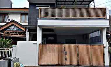 dijual rumah komplek baros