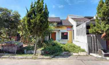 dijual rumah komplek batujajar