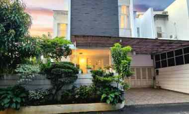 Dijual Rumah Modern dalam Town House Billymoon Pondok Kelapa