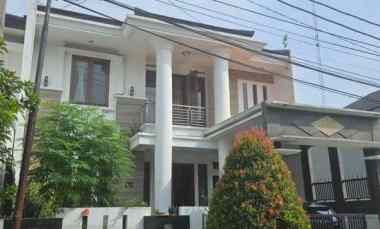 dijual rumah komplek buahbatu regency