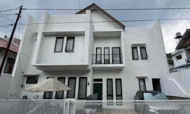 dijual rumah komplek bukit ligar