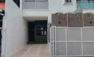 dijual rumah komplek bukit nusa indah