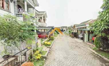 dijual rumah komplek bumi asri jalan