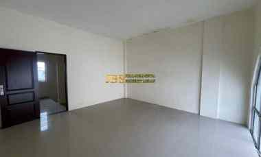 dijual rumah komplek cemara asri