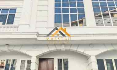 dijual rumah komplek cemara asri