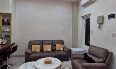 dijual rumah komplek cemara asri