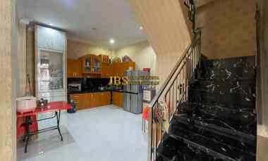 dijual rumah komplek cemara asri jalan