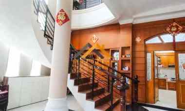 dijual rumah komplek cemara asri jalan