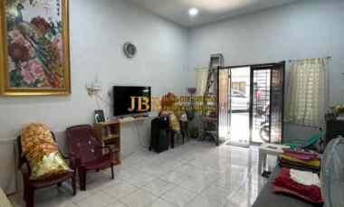 dijual rumah komplek cemara residence