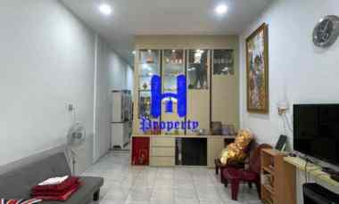 dijual rumah komplek cemara residence