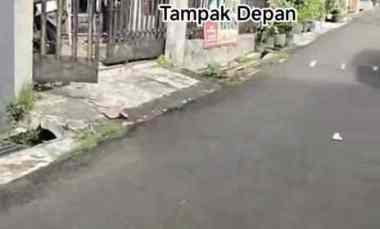dijual rumah komplek cempaka hijau